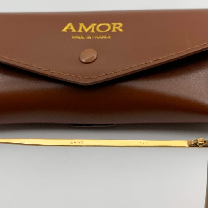 Kính Amor Cổ 1970s Tăm Trơn Mắt Nâu Trà