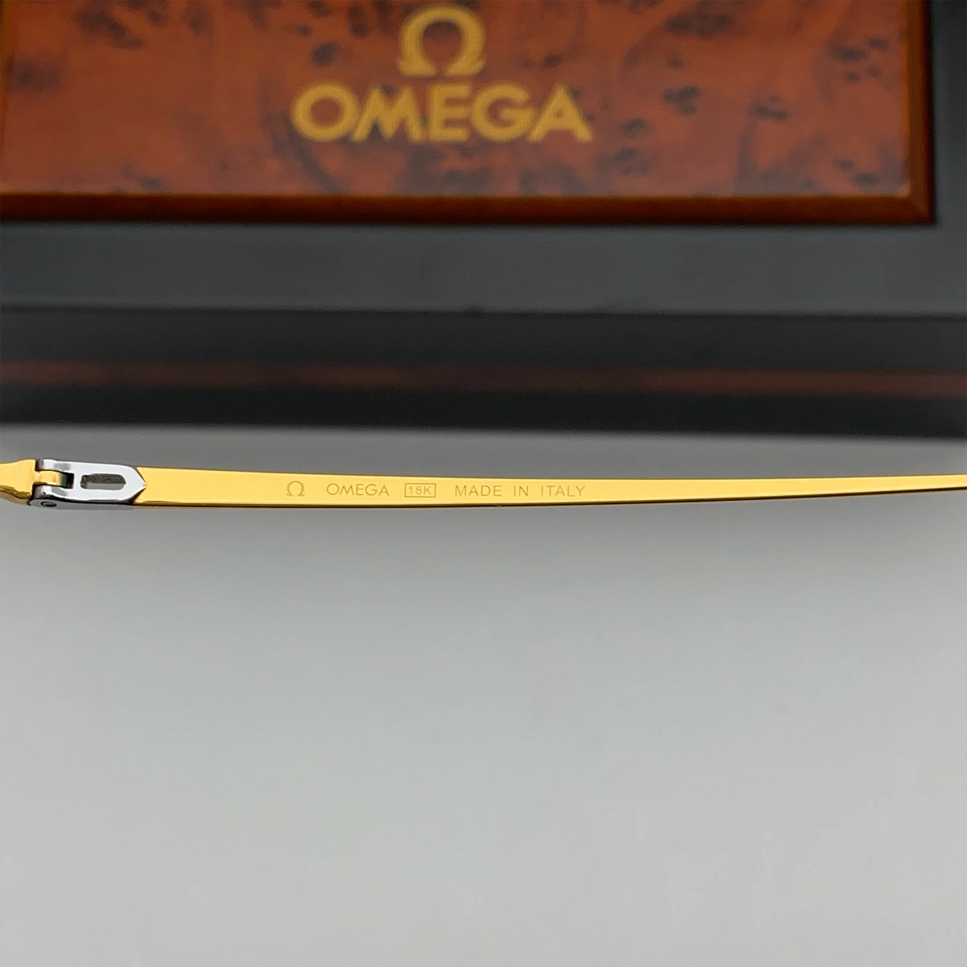 Gọng Kính Thời Trang Omega 511628 Mạ Vàng 18K Gold Titan Khoan 3 Mảnh Fullbox