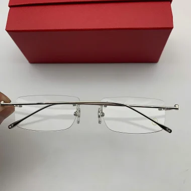 gọng kính titanium Cartier
