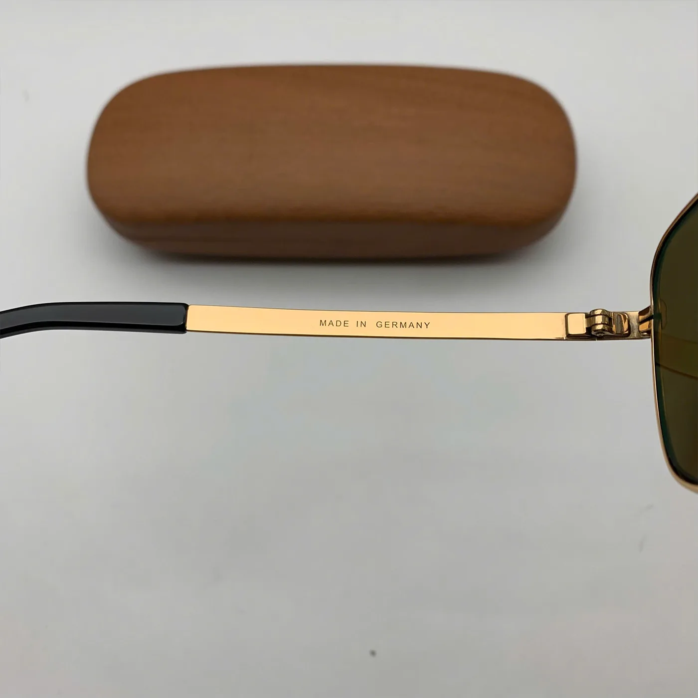 Kính Rodenstock Richad Mạ Vàng 12K Lưu Kho 96-98%