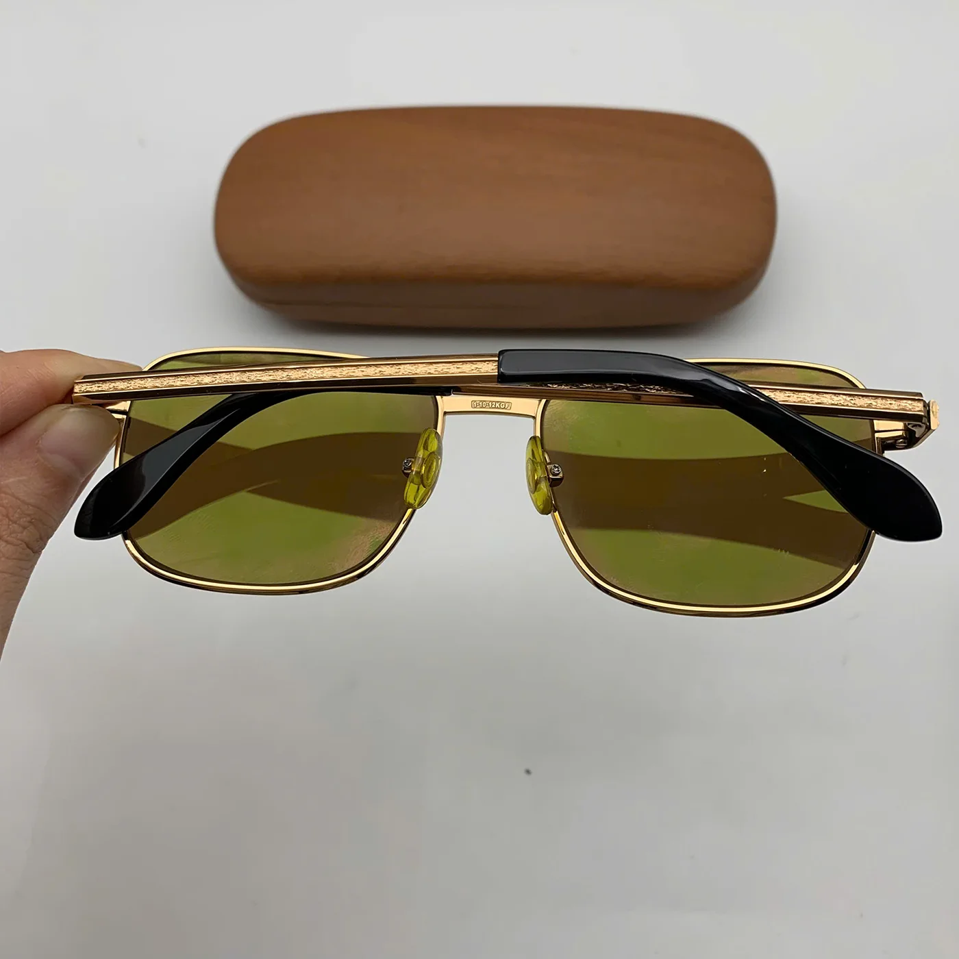 Kính Rodenstock Richad Mạ Vàng 12K Lưu Kho 96-98%